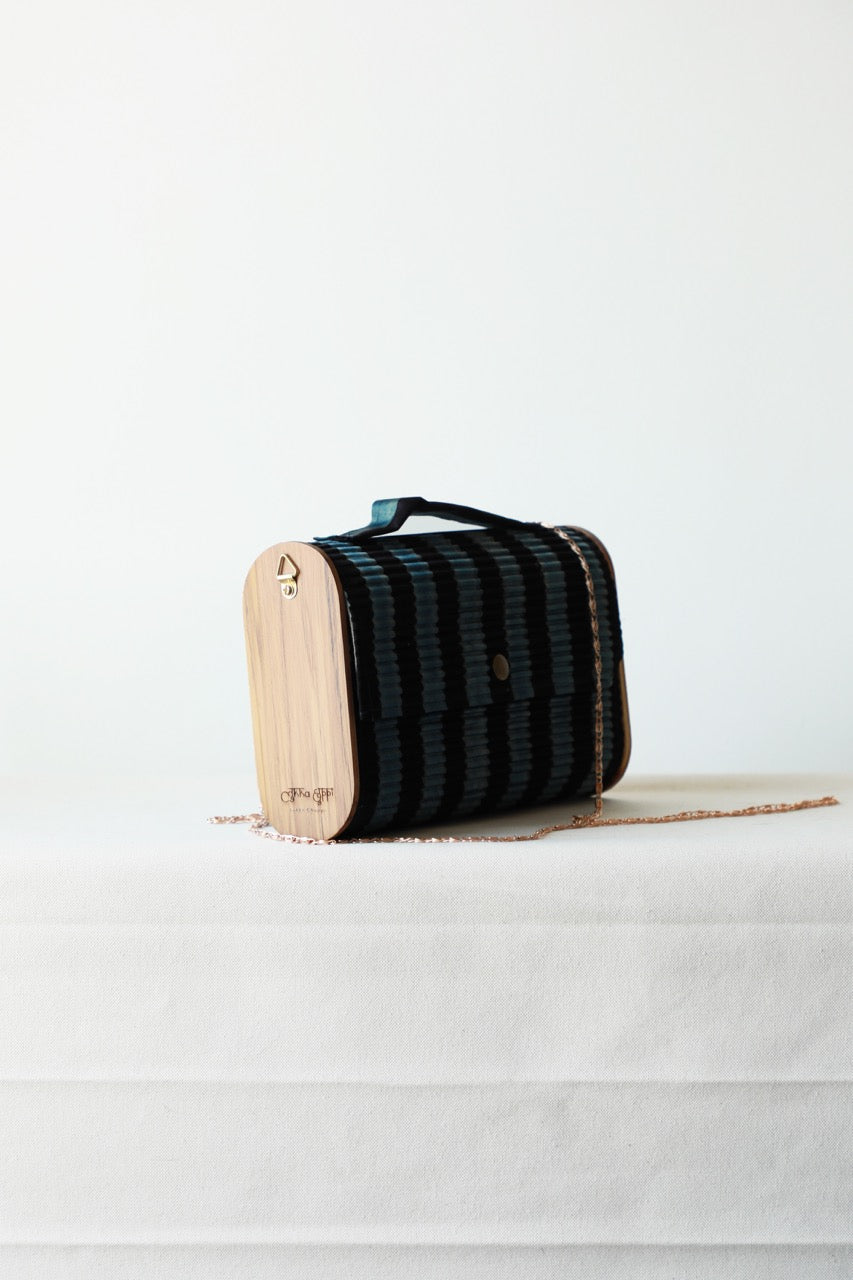 Harir upcycled Capsule Clutch