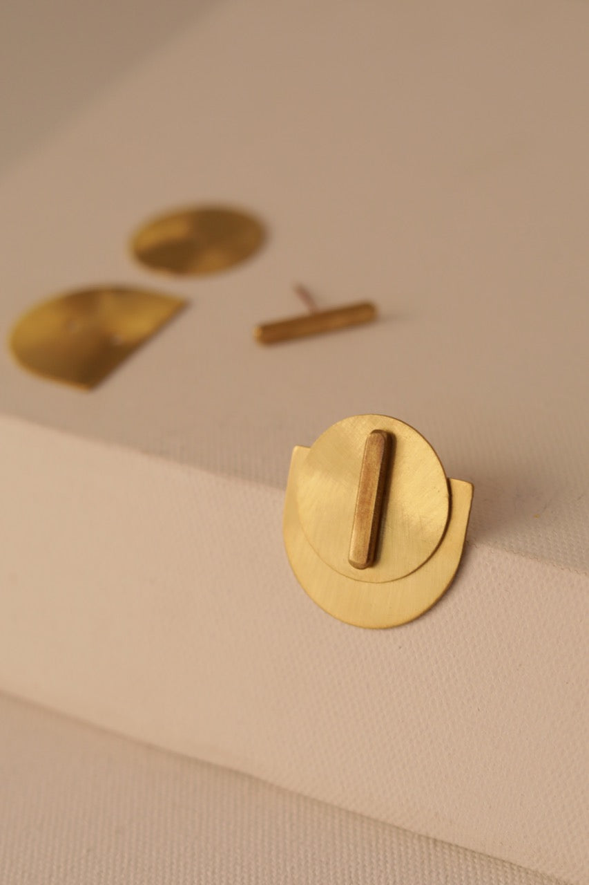 Nyx - short dash earring