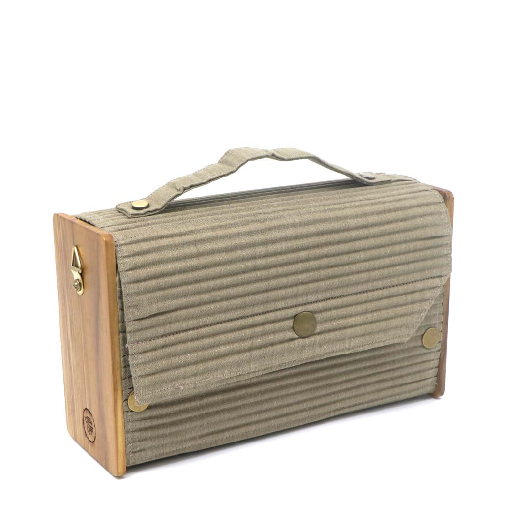 Silica Dream - Box Clutch