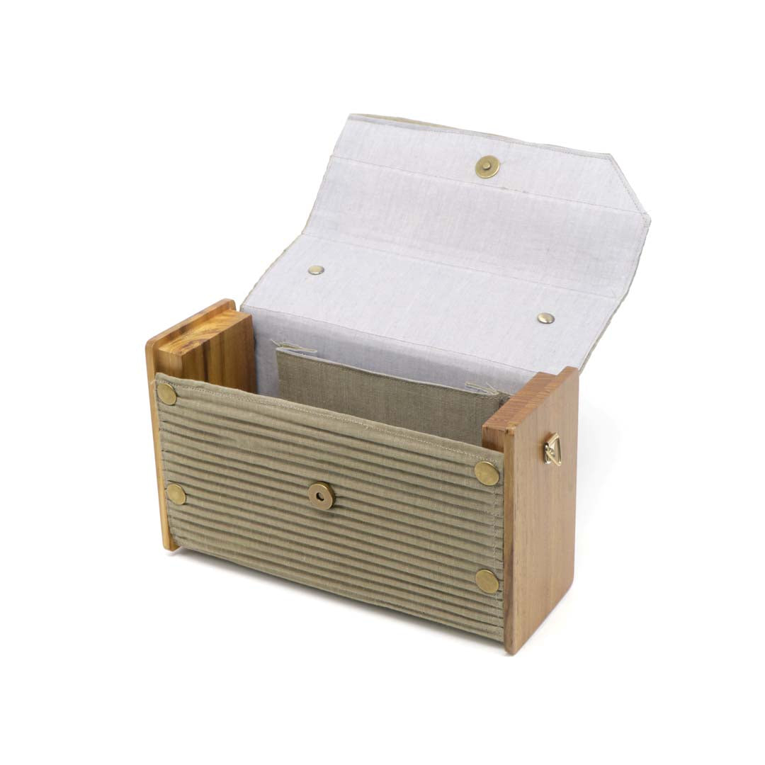 Silica Dream - Box Clutch