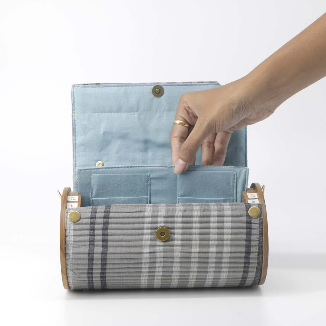 Wild Thunder Round Clutch - Changeable Sleeve Set