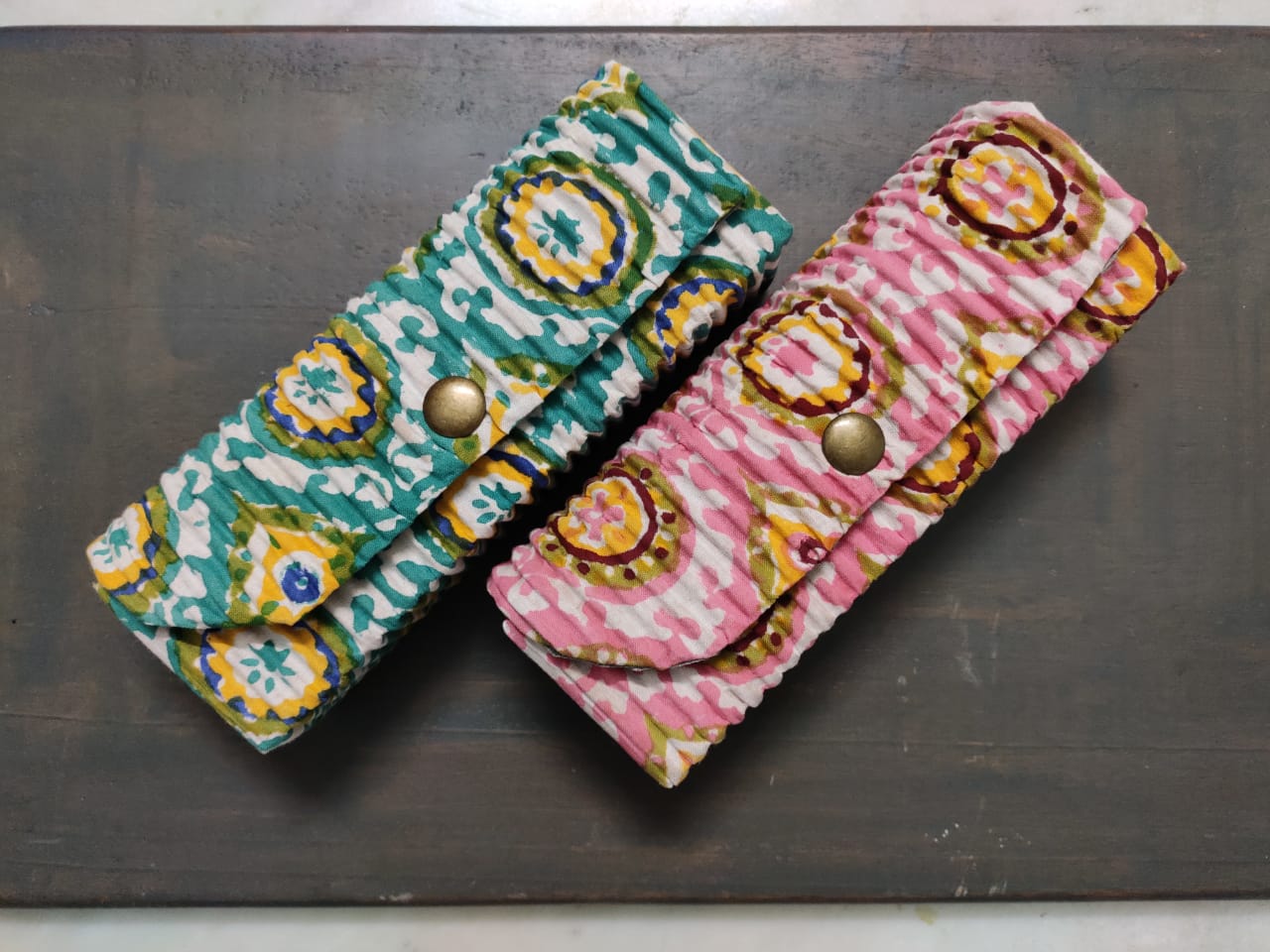 Corrugated Optical Case