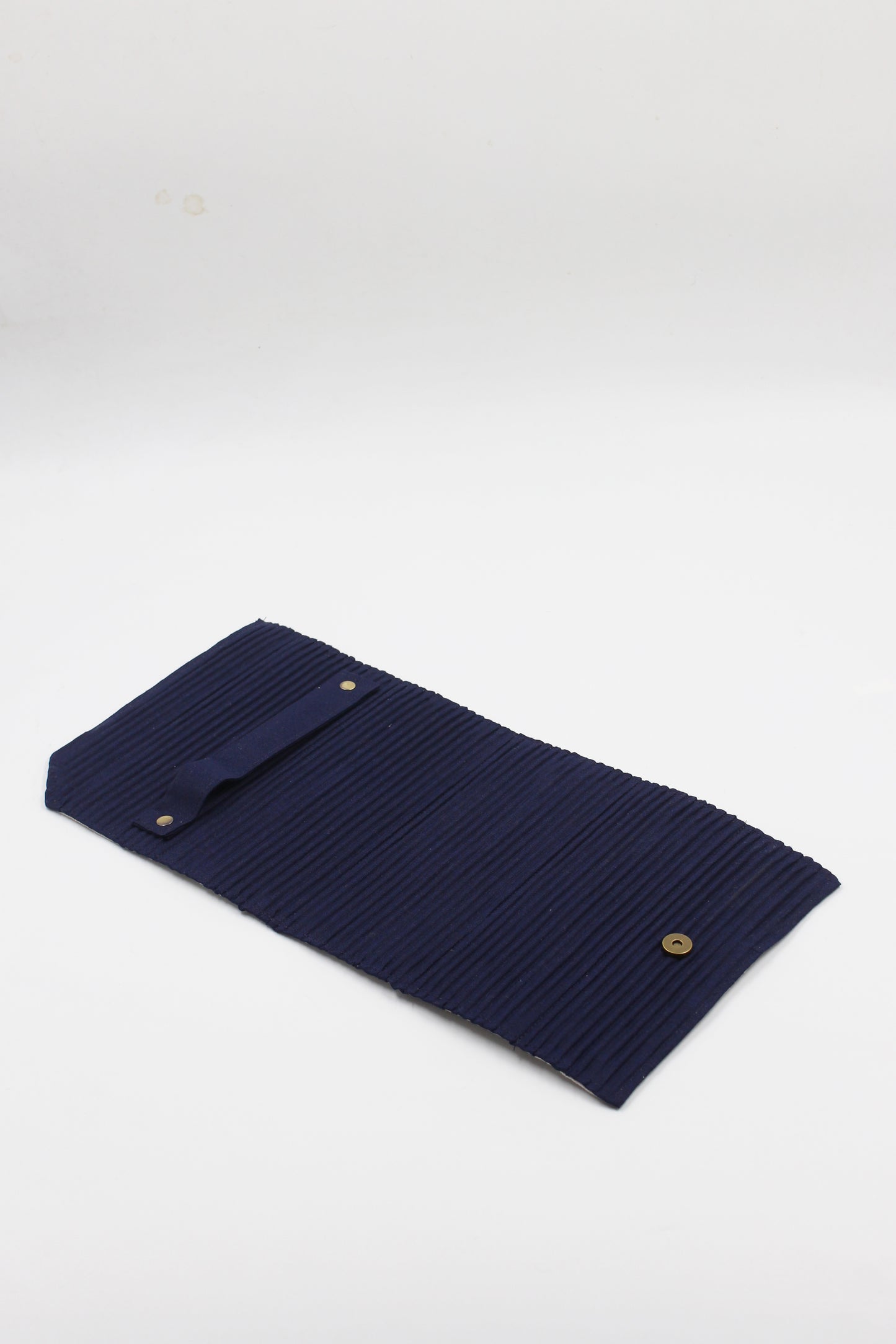 Navy Blue Round Clutch Sleeve