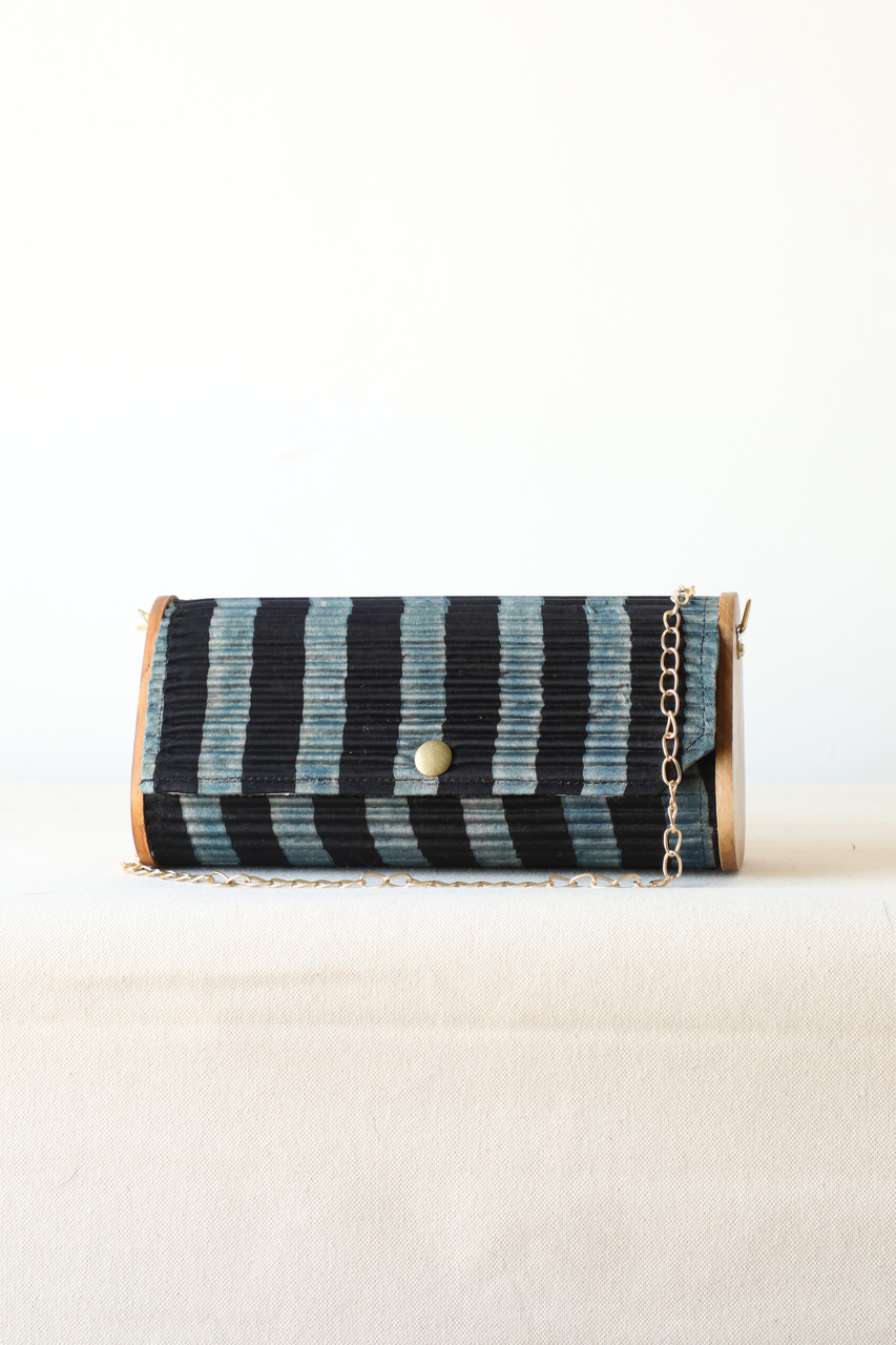 Harir ucycled Mini Clutch (fixed sleeve)