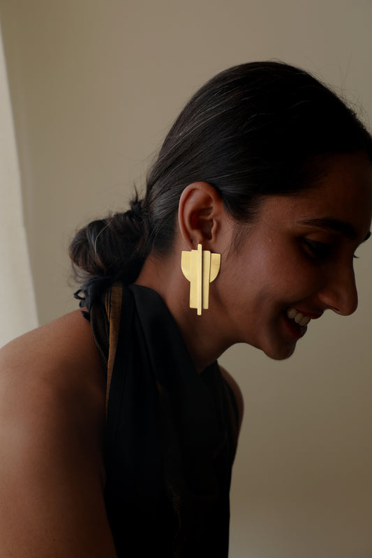 Aster - half moon earring