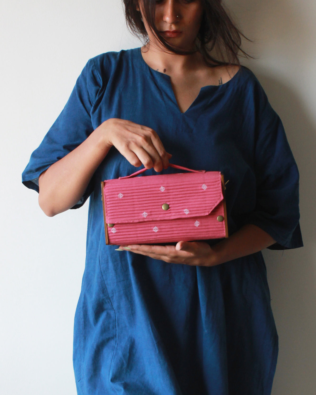 MAUVE Box Clutch - Single Sleeve