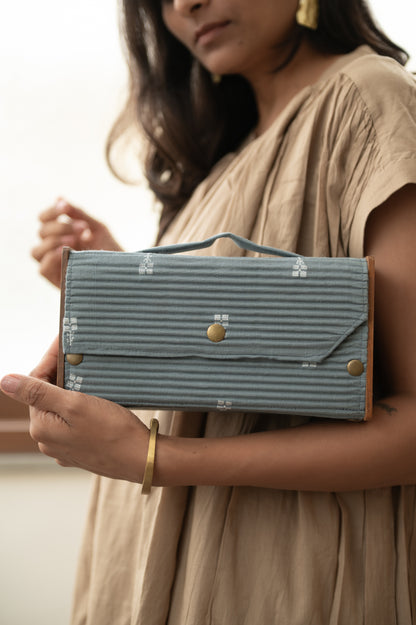 ASH GRARY & MOON Box Clutch - Changeable Sleeve