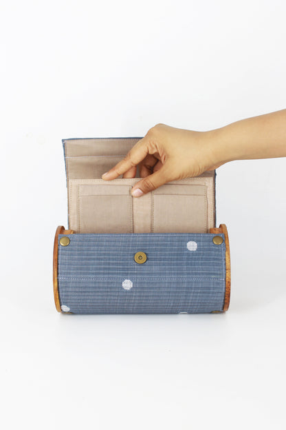 SHADOW Round Clutch - Single Sleeve