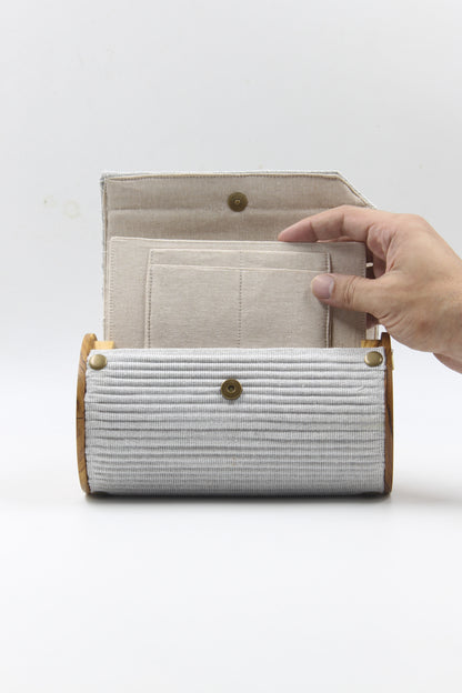 ASH & MOON Round Clutch - Changeable Sleeve