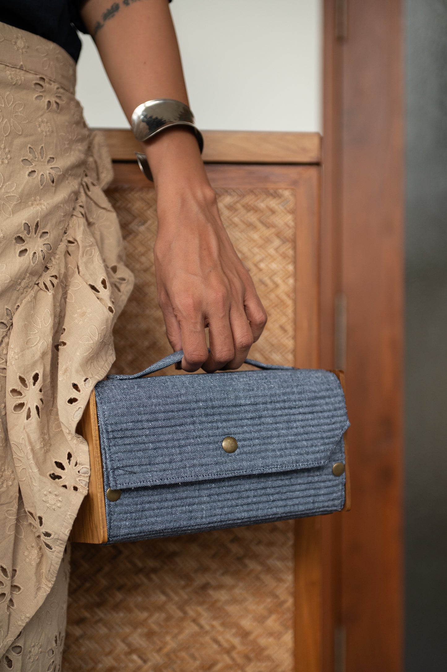 MAUVE & OAT Box Clutch - Changeable Sleeve