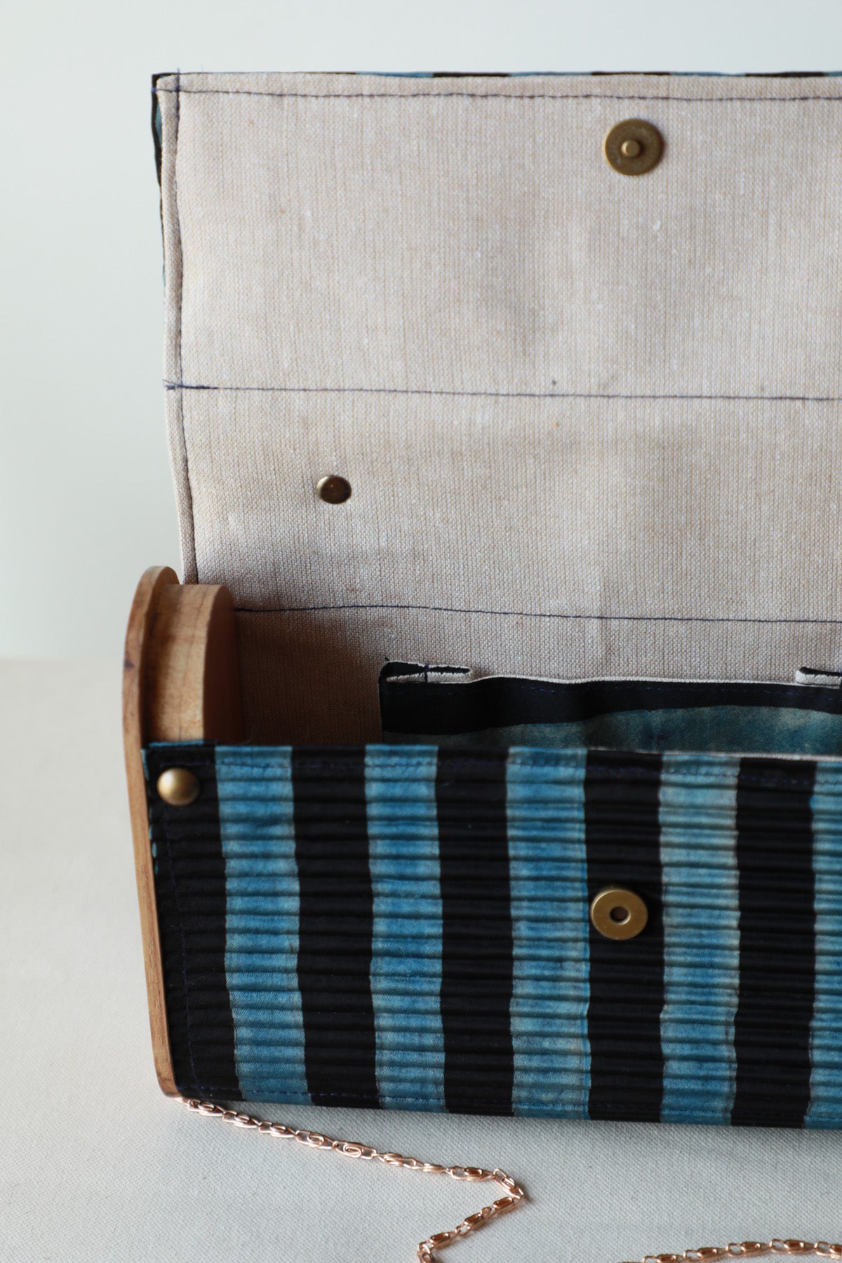 Harir upcycled Capsule Clutch