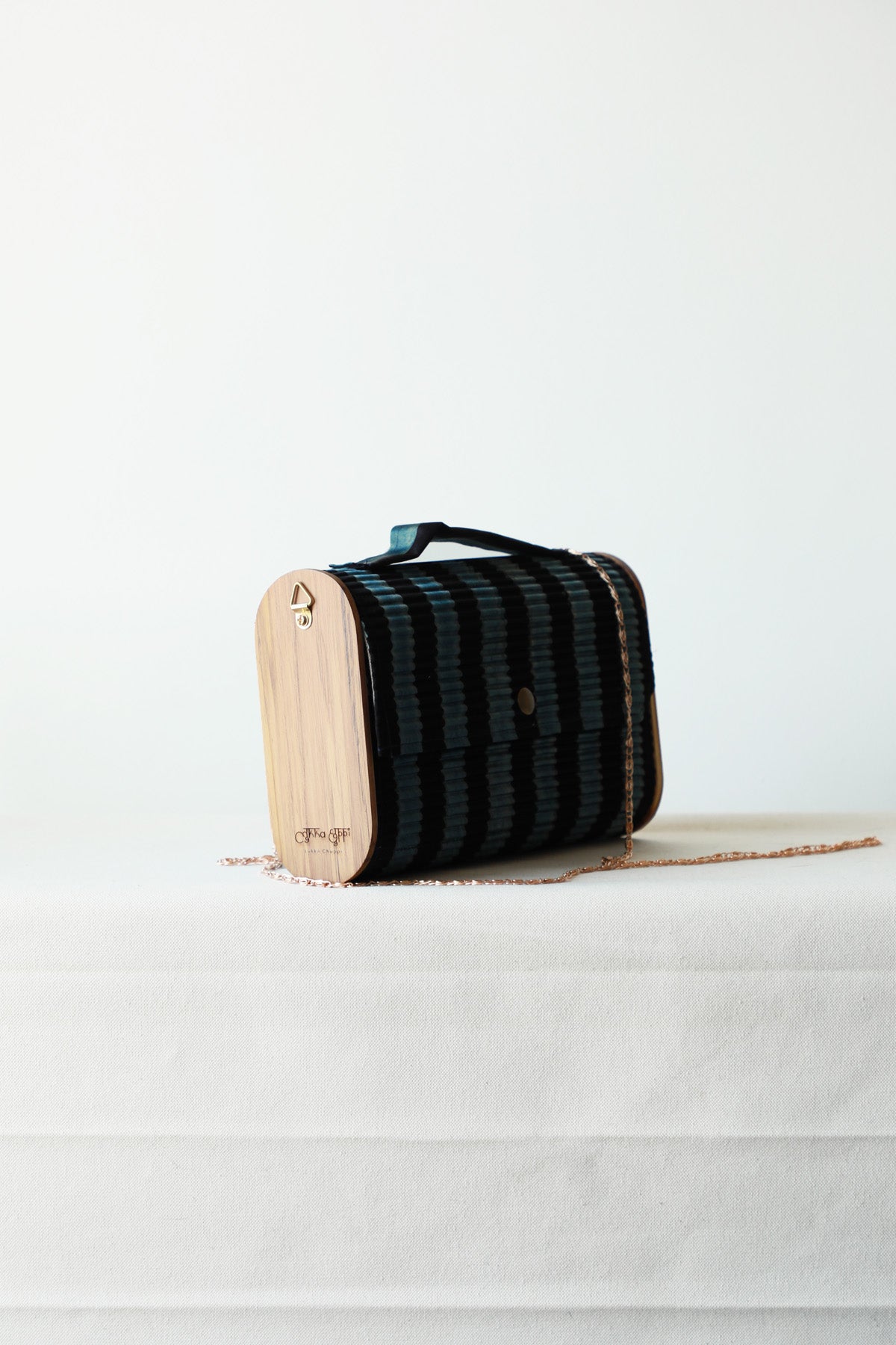Harir upcycled Capsule Clutch