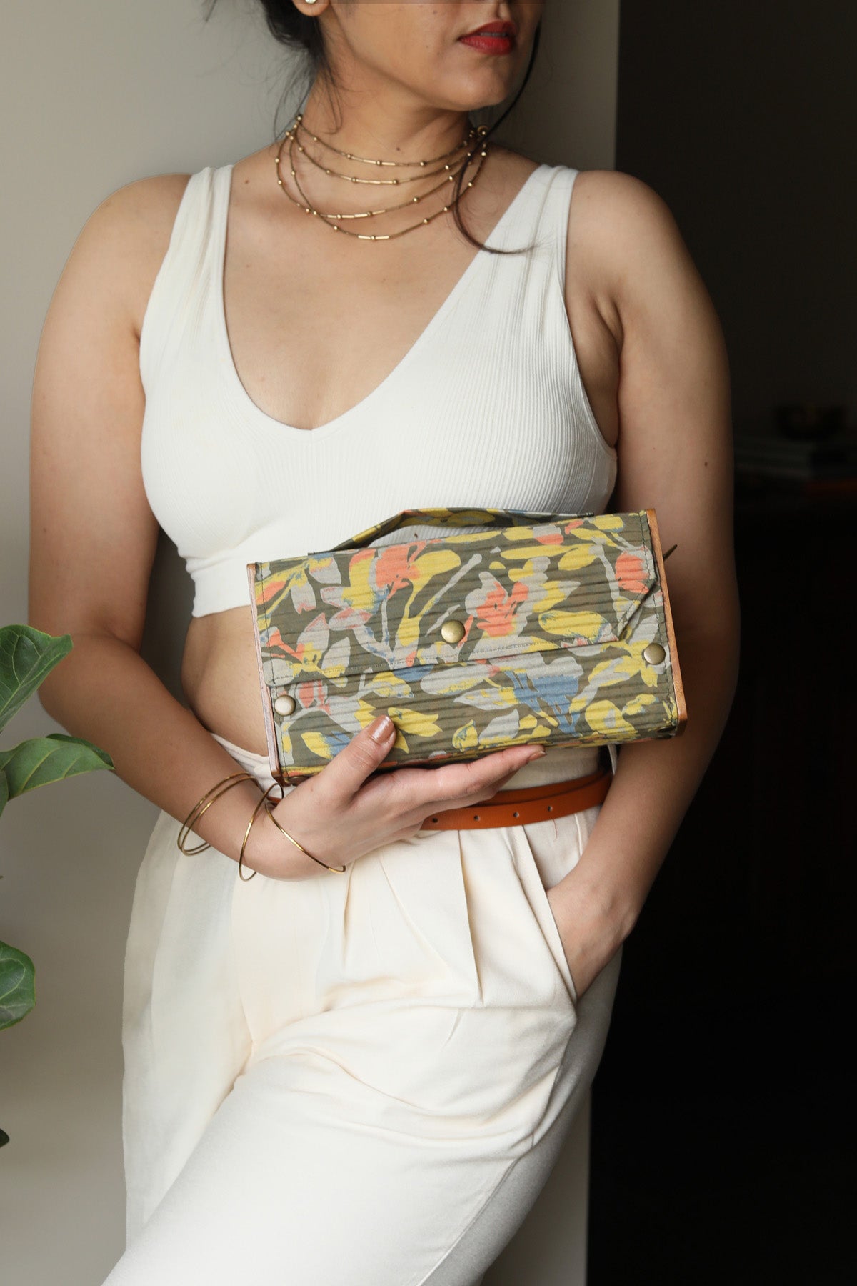 Ame Box Clutch - Changeable Sleeve