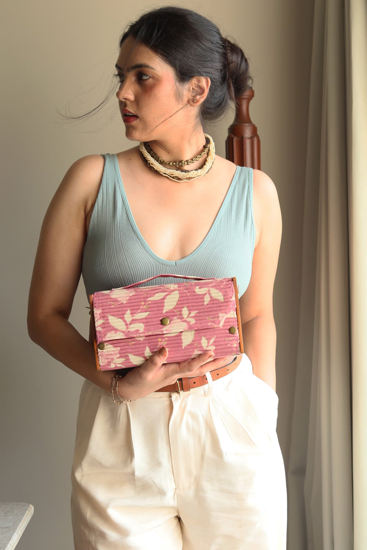 Pula Box Clutch - Single Sleeve