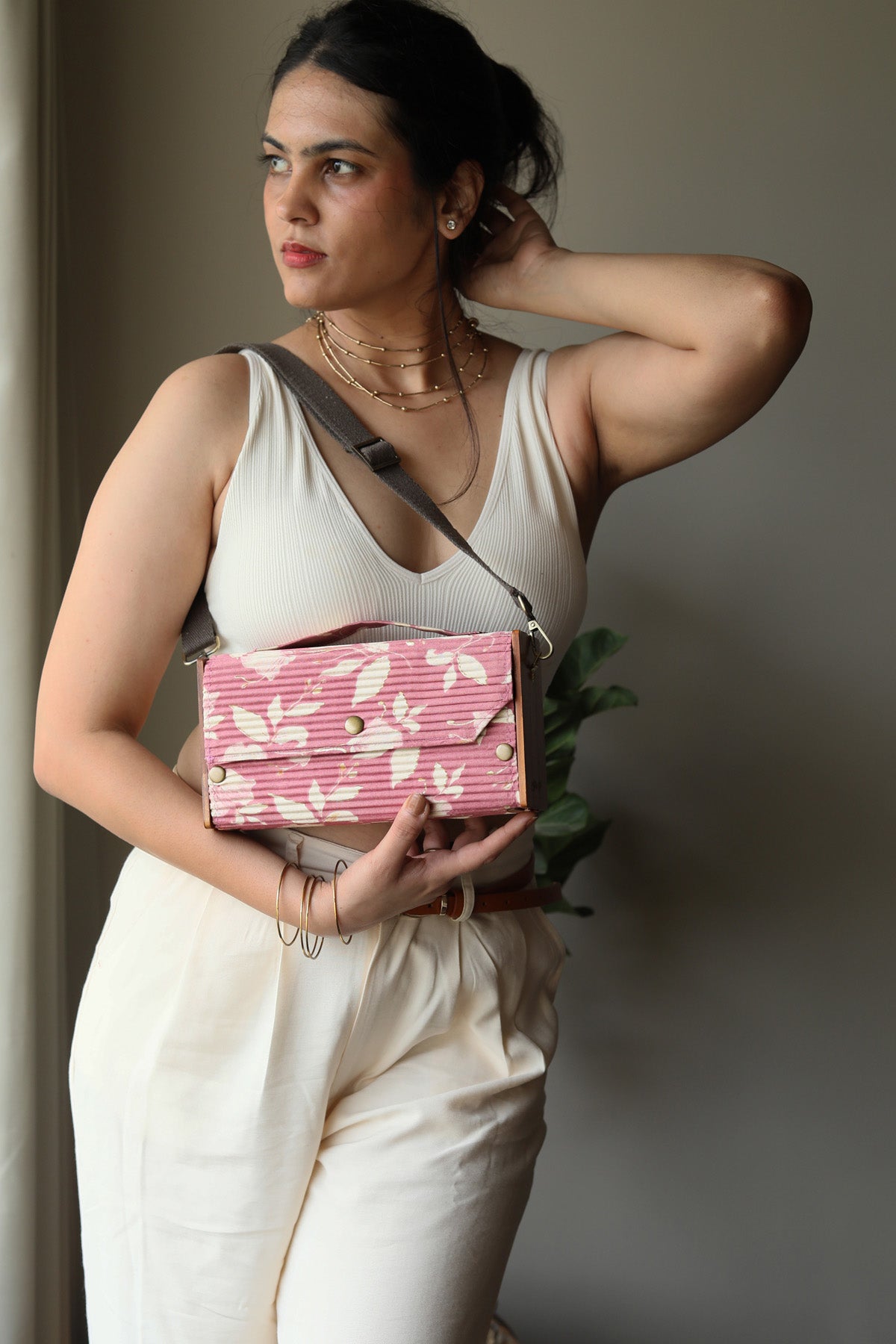 Pula Box Clutch - Single Sleeve