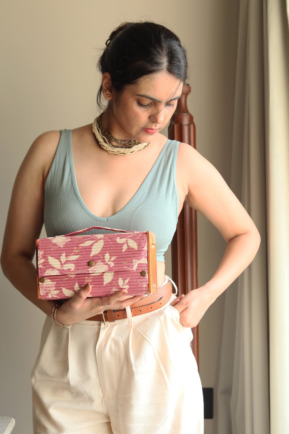 Pula Box Clutch - Single Sleeve