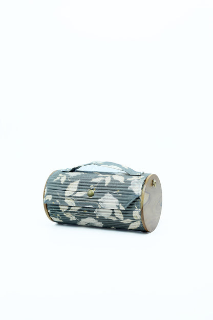 Varsham Round Clutch - Changeable Sleeve