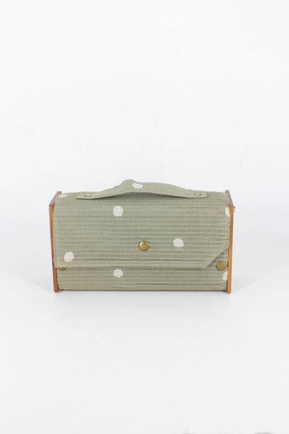 OLIVE Box Clutch - Single Sleeve