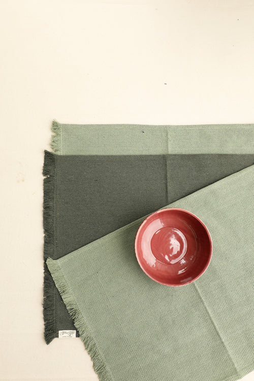 Stone and Sage Spun Table Linen with Solid Napkins Set of 6
