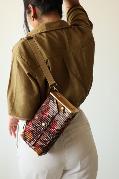 Botanical & Cadet Box Clutch - Changeable Sleeve